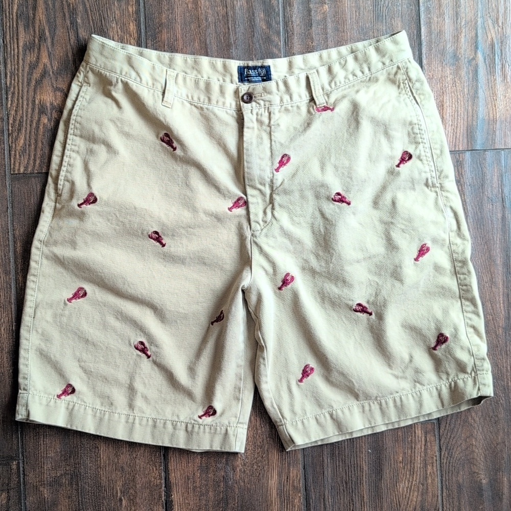 G.H. Bass & Co. Lobster Embroidered Flat Front Khaki Chino Shorts - Men's 38